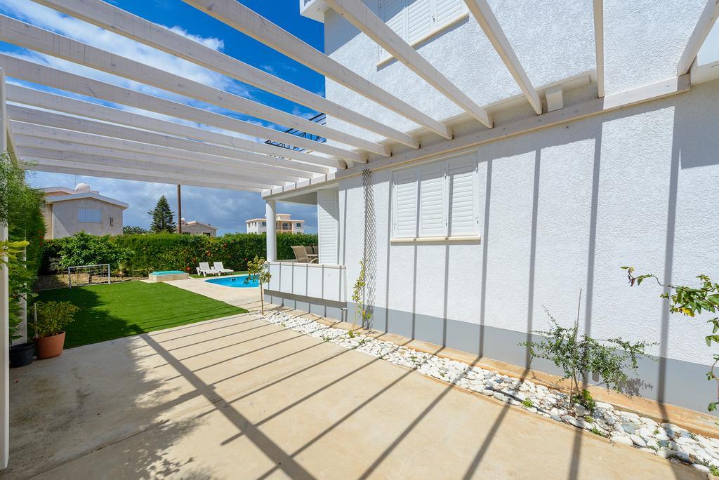 Merab Center Villas Agia Napa Zimmer foto