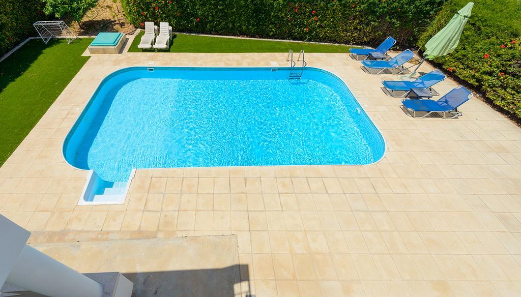 Merab Center Villas Agia Napa Zimmer foto